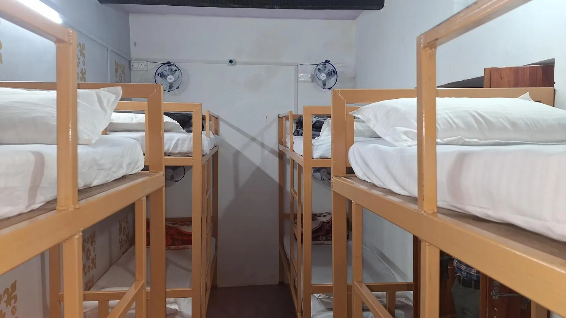 דירה ורנאסי Singh Homestay