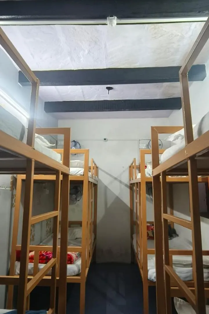 דירה ורנאסי Singh Homestay הודו