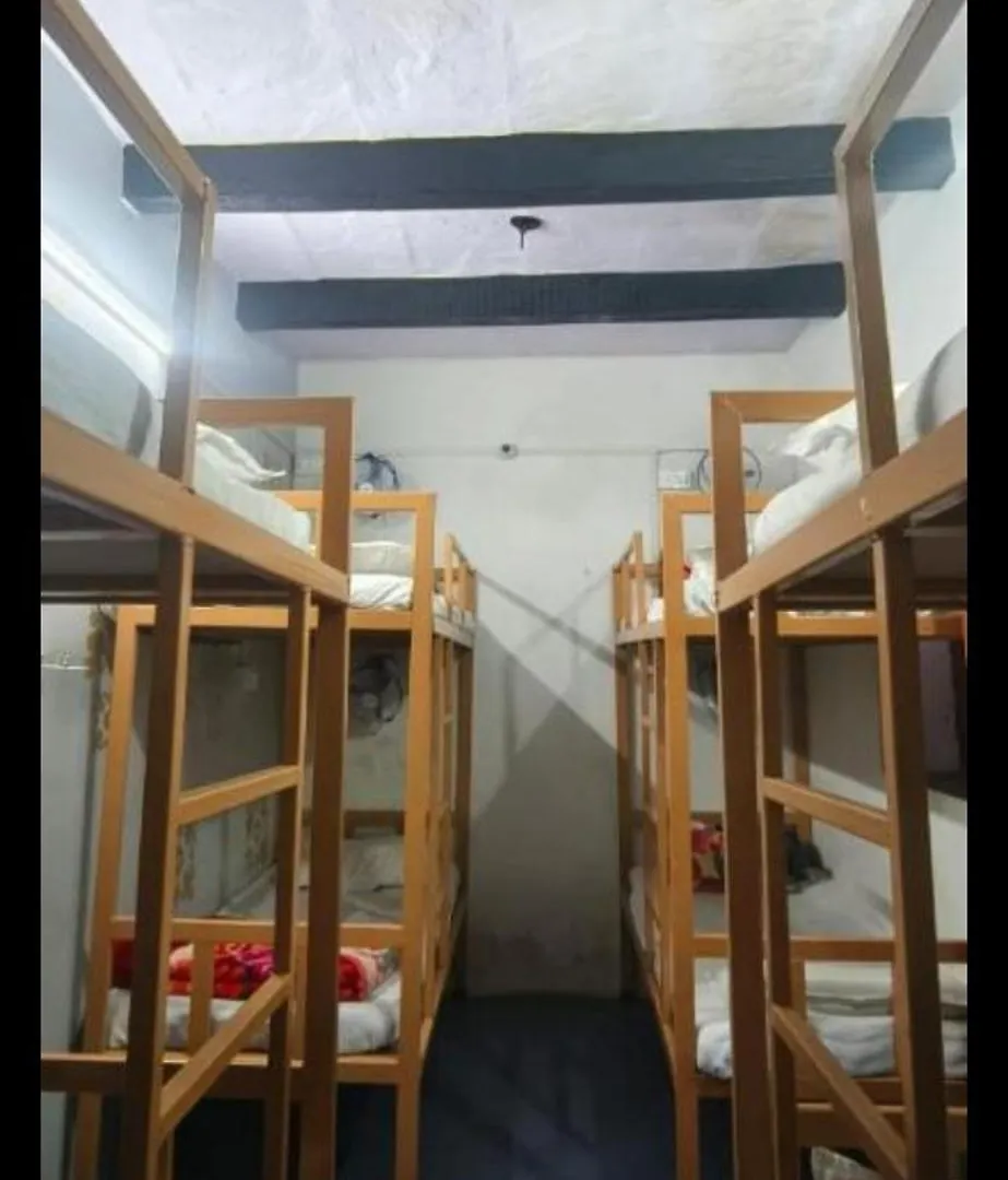 ורנאסי Singh Homestay